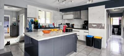 Maison - 158 m² - 7 pièces