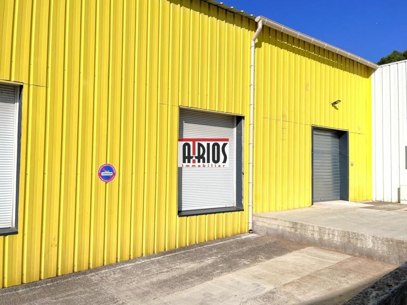 Local commercial - 256 m²