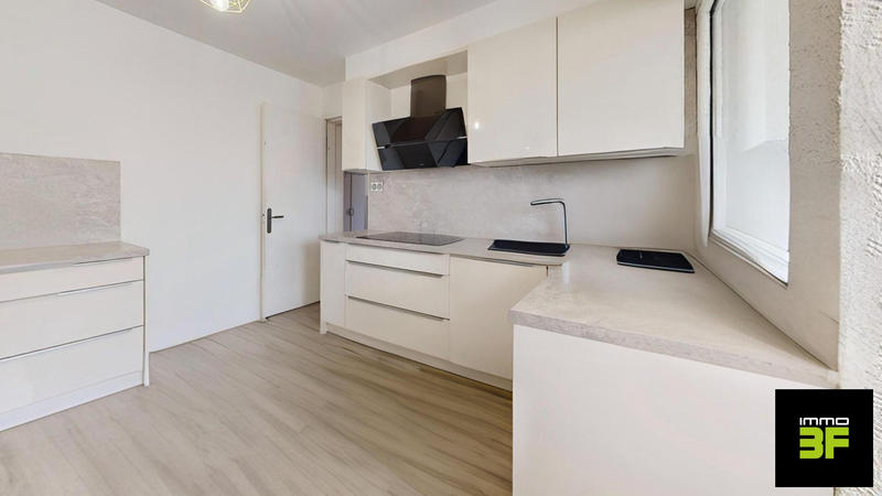 Appartement - 84 m² - 4 pièces