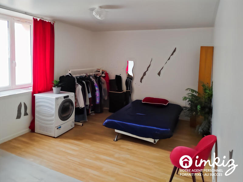 Maison - 200 m² - 8 pièces