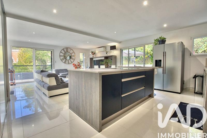 Maison - 168 m² - 3 pièces