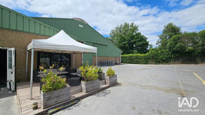 Local commercial - 8 310 m²