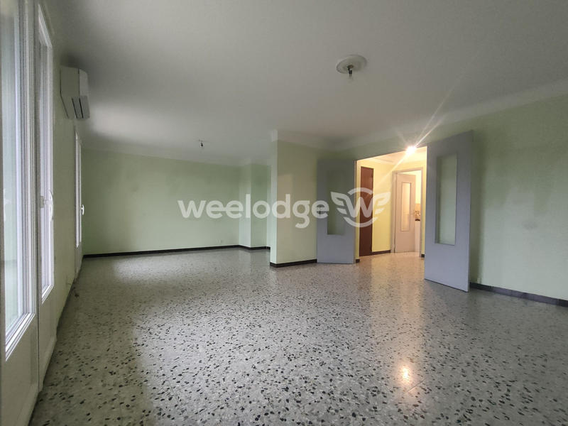 Appartement - 85 m² - 3 pièces