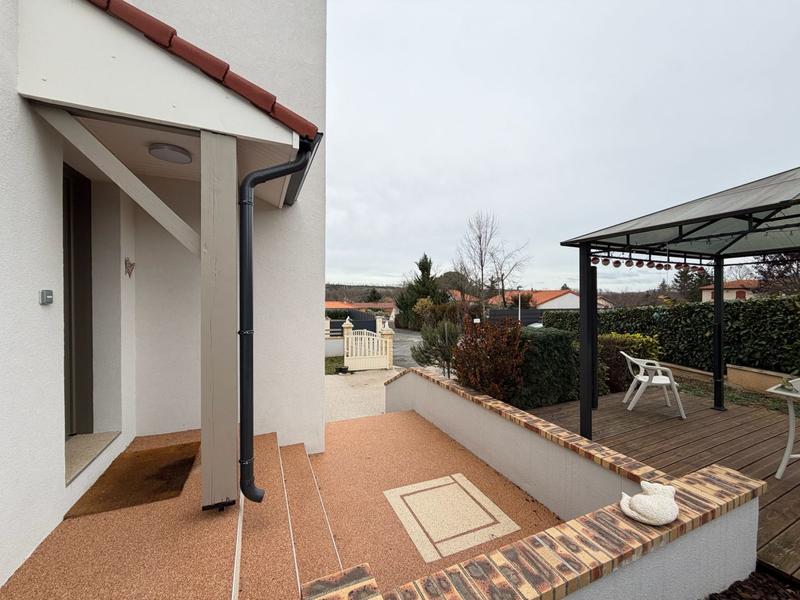 Maison traditionnelle - 93 m² - 7 pièces