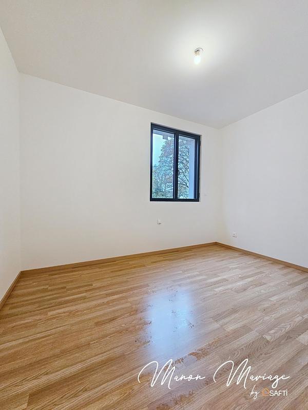 Maison - 105 m² - 4 pièces