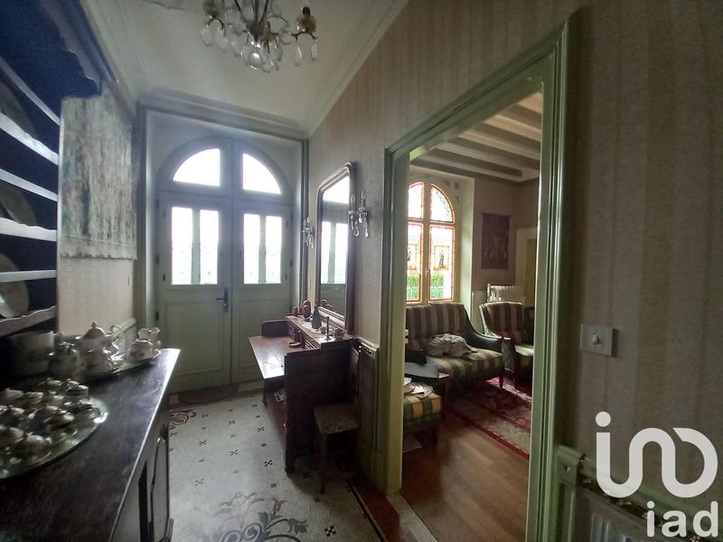 Maison - 300 m² - 12 pièces