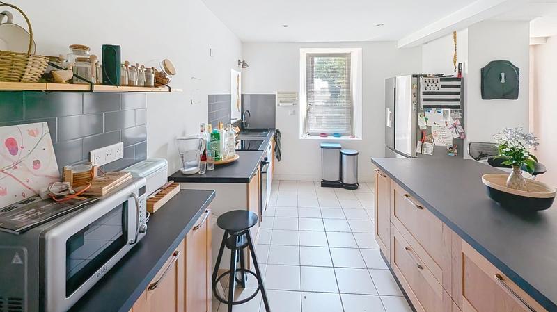 Maison - 190 m² - 7 pièces