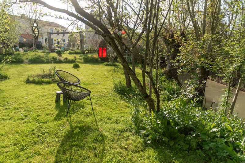 Maison - 245 m² - 5 pièces