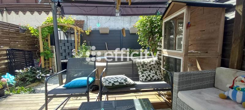 Maison - 80 m² - 5 pièces