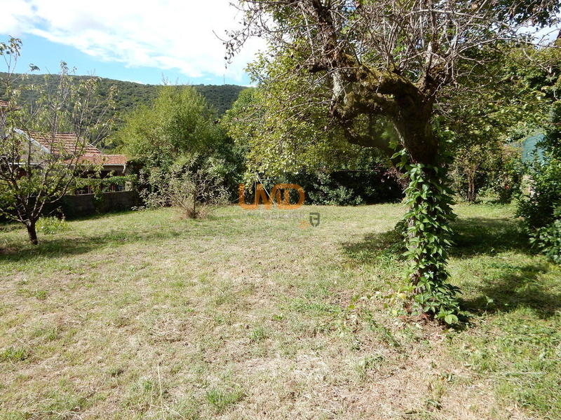 Maison en pierre - 141 m² - 8 pièces