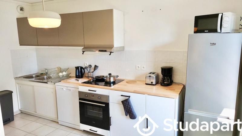 Chambre - 12 m² - 1 pièce