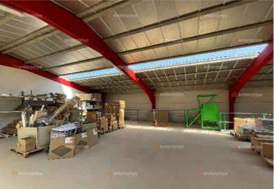 Local d'activité / Entrepôt - 446 m²