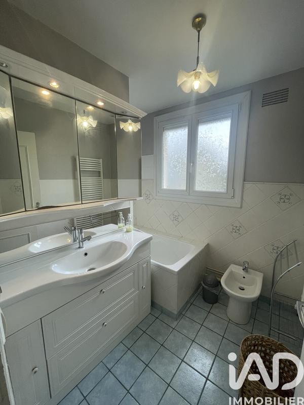 Maison de ville - 77 m² - 4 pièces