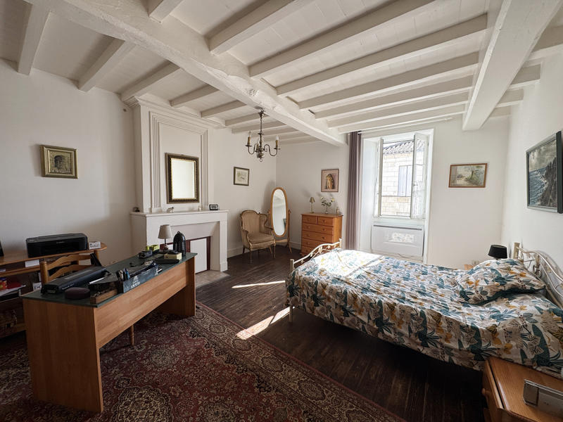 Maison de village - 87 m² - 4 pièces