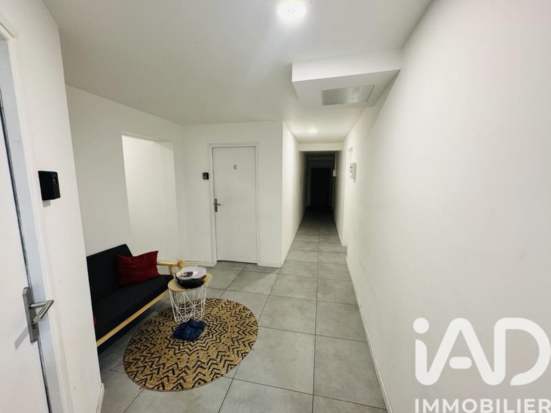 Maison - 230 m² - 12 pièces