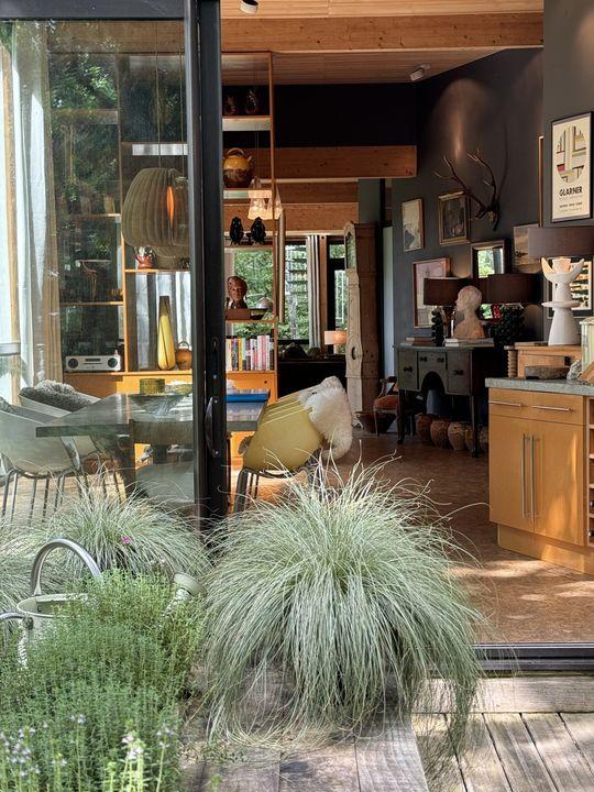 Maison - 240 m² - 6 pièces