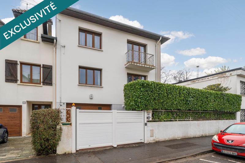 Maison - 195 m² - 8 pièces