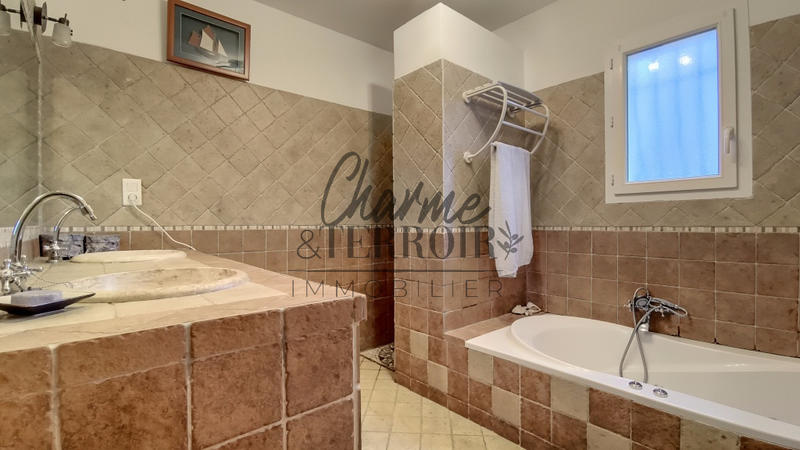 Villa - 130 m² - 5 pièces