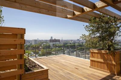 Appartement - 214 m² - 7 pièces