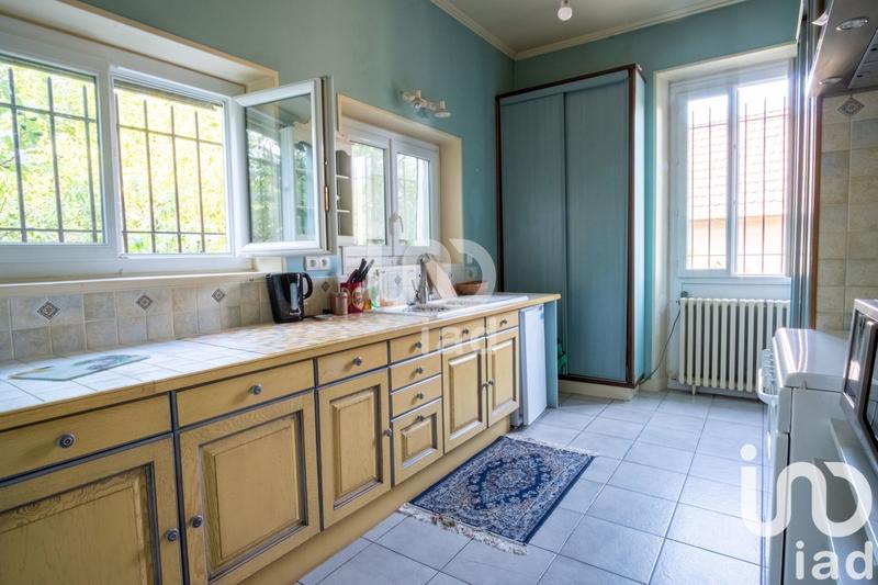 Maison - 165 m² - 9 pièces