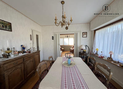 Maison - 98 m² - 6 pièces