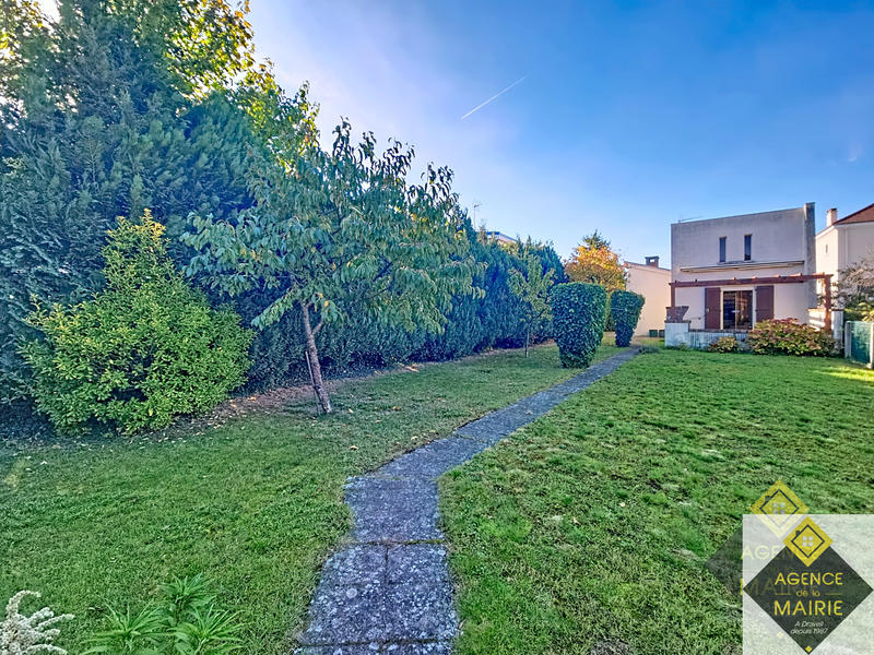 Maison - 107 m² - 6 pièces