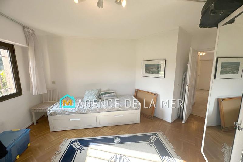 Appartement - 107 m² - 4 pièces