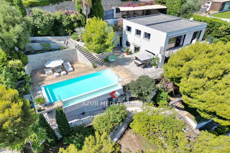 Maison - 190 m² - 5 pièces