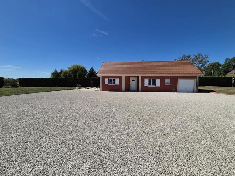 Maison - 95 m² - 4 pièces