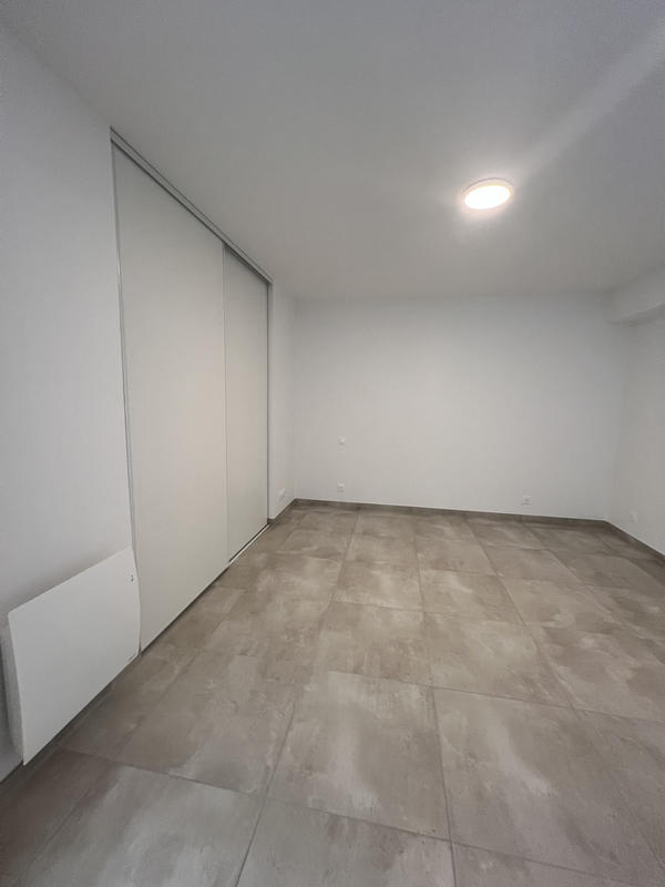 Appartement - 99 m² - 3 pièces