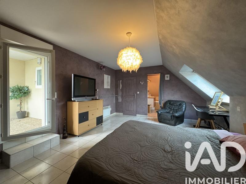 Maison - 175 m² - 6 pièces