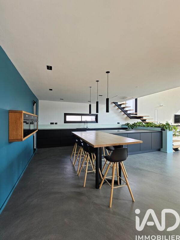 Maison de maîtres - 282 m² - 5 pièces