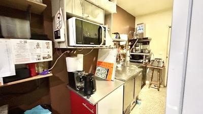 Fonds de commerce - Local d'activité / Entrepôt - 19 m²