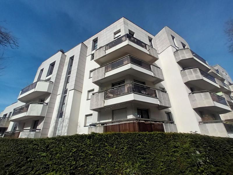 Appartement - 83 m² - 4 pièces