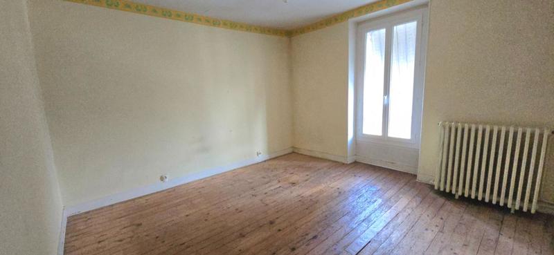 Maison - 102 m² - 5 pièces