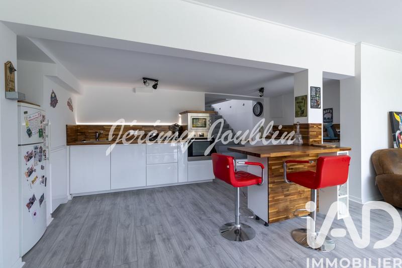 Maison - 143 m² - 7 pièces