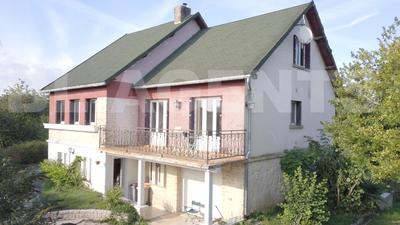 Maison traditionnelle - 113 m² - 4 pièces