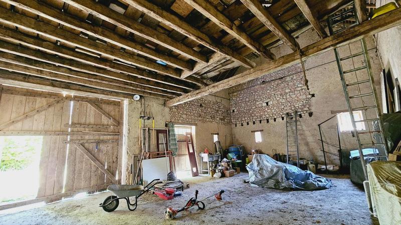 Maison - 216 m² - 8 pièces