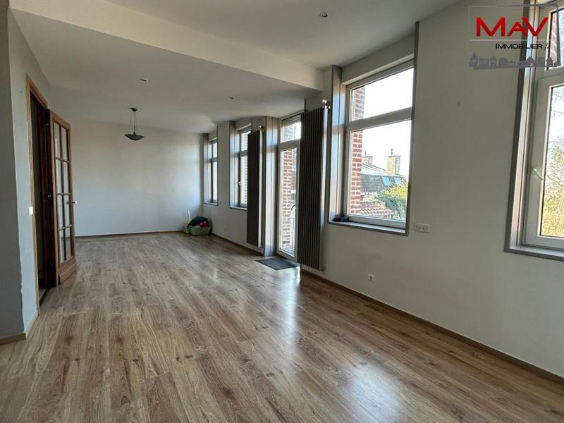 Duplex - 178 m² - 8 pièces