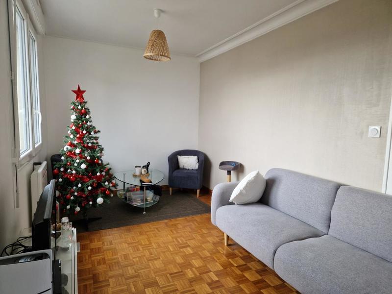 Maison - 75 m² - 5 pièces