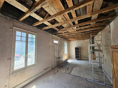 Maison - 60 m² - 5 pièces