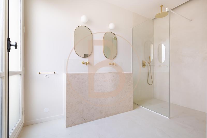 Appartement - 138 m² - 5 pièces