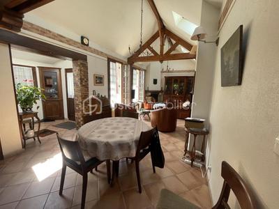 Maison - 102 m² - 5 pièces