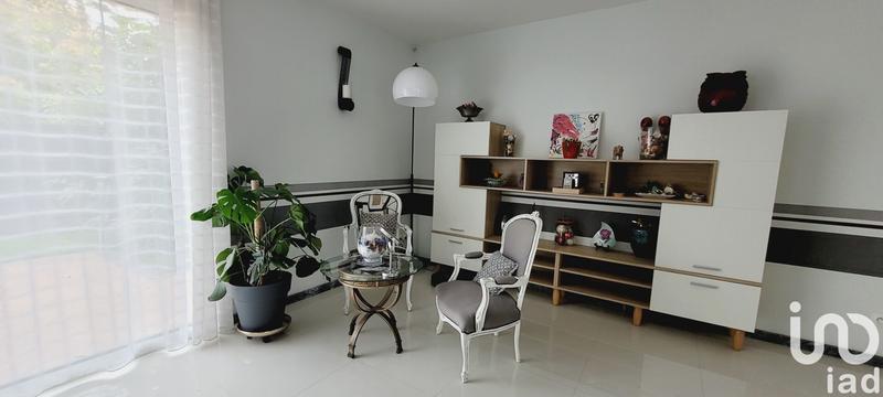 Maison - 240 m² - 9 pièces