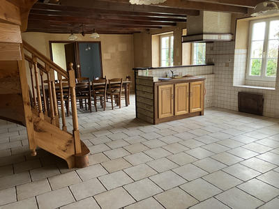 Maison - 110 m² - 5 pièces