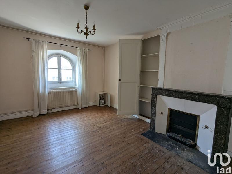 Maison - 252 m² - 11 pièces