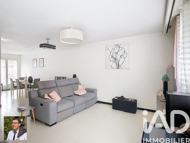 Maison - 98 m² - 5 pièces