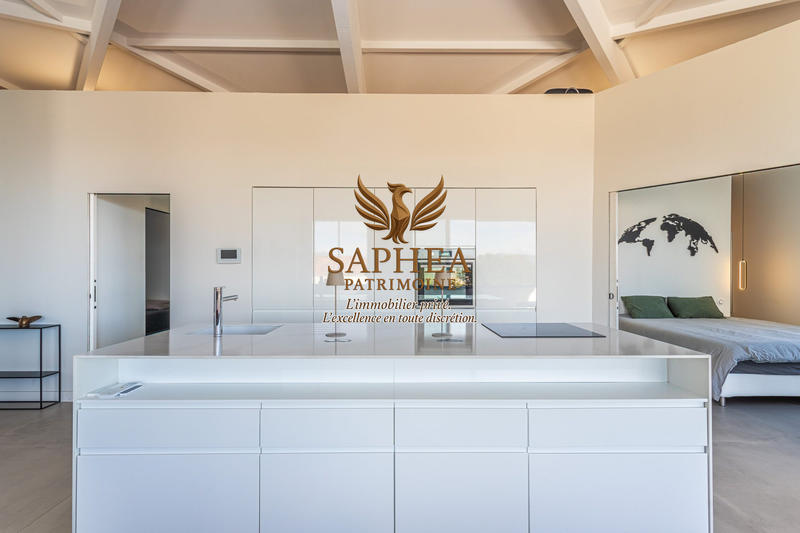 Appartement - 140 m² - 5 pièces