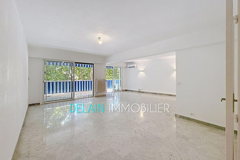 Appartement - 95 m² - 3 pièces