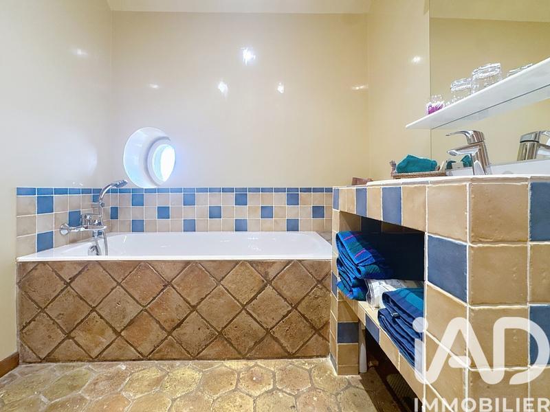 Maison de village - 265 m² - 10 pièces